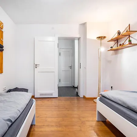 Egli Apartment *